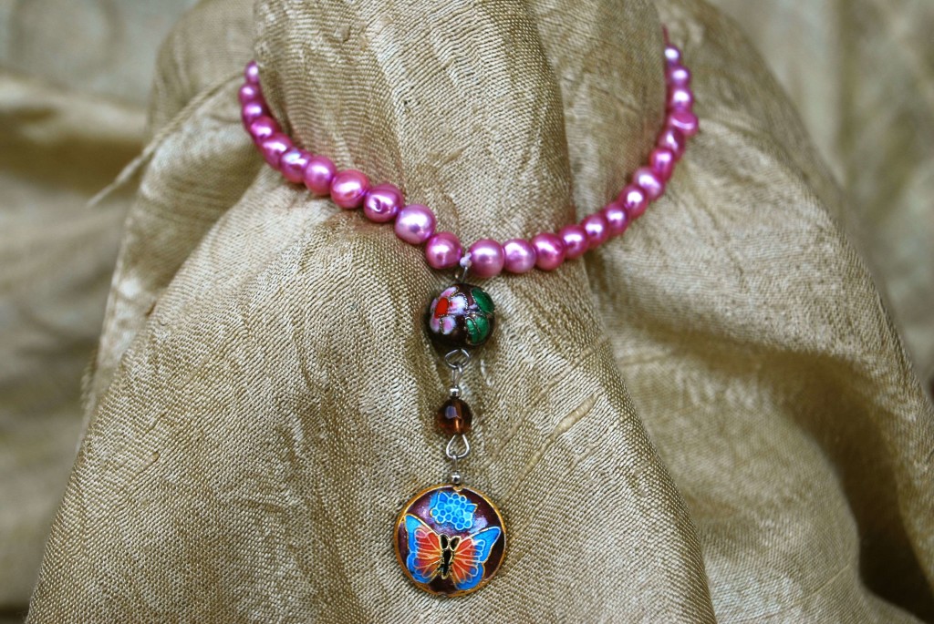 Fuchsia water pearl prayer beads